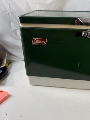 ⭐️希少　レトロ⭐️Coleman グリーン薪ストーブ メッシュカバー付き Vintage Coleman Snow Lite Cooler Green Metal Ice Chest with Tray 2