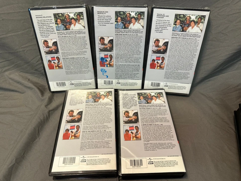 Magnum PI Complete Set 10 Collectors Edition VHS Tapes 1997 RE-TV Tom Selleck - Image 4 of 4