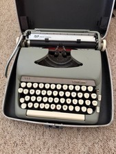 EXC COND Vintage 1960s Smith Corona SMC Sterling w Case Seafoam Green - SERVICED thumbnail