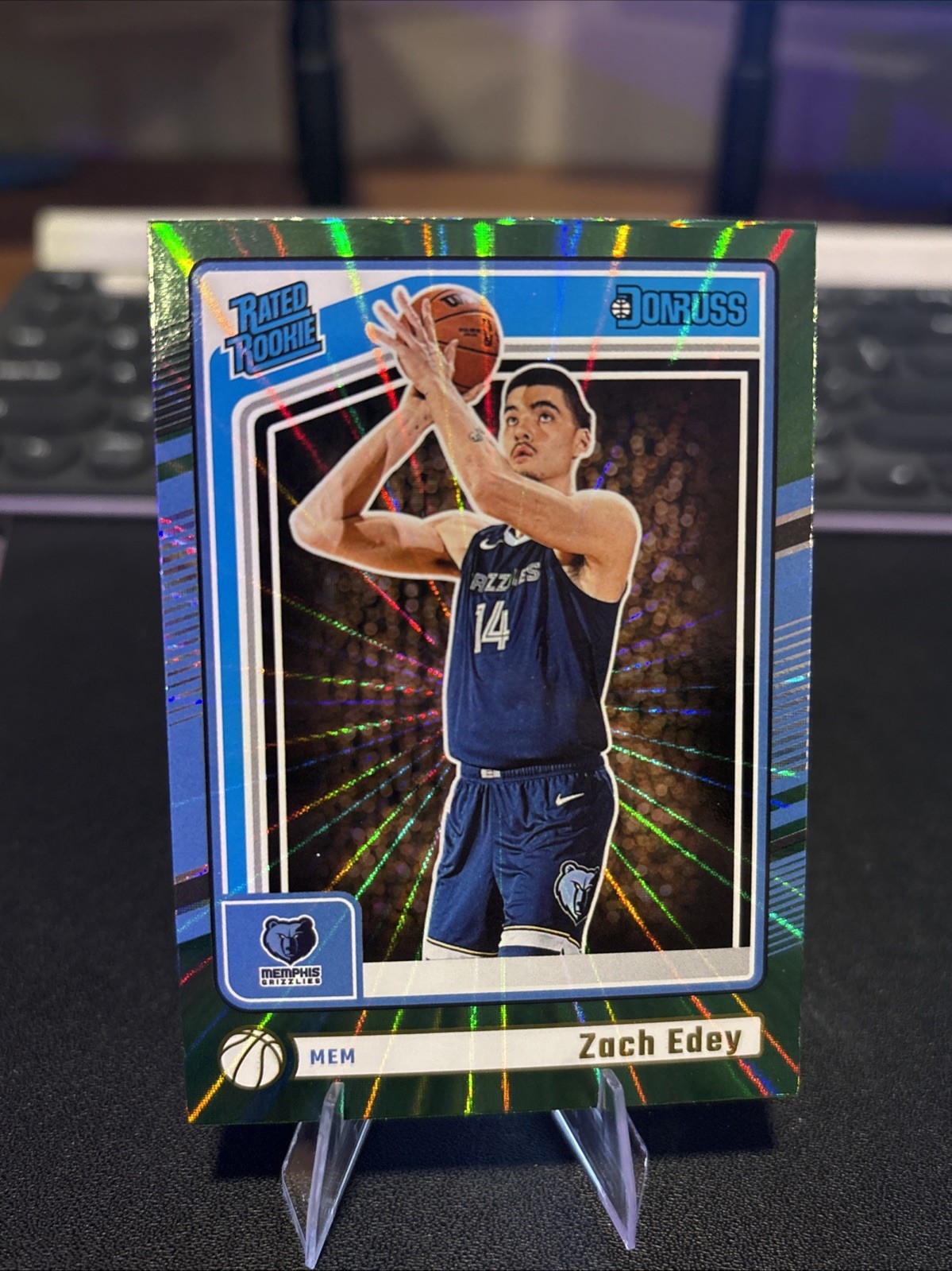 2024-25 Panini Donruss - Rated Rookie Zach Edey #239 Holo Green Laser (RC)