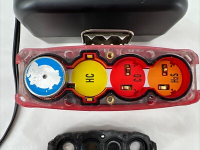 Shige専用　②ROCK SOUNDSOLID MONITOR L／Rセット Shige専用 ②ROCK SOUNDSOLID MONITOR L／Rセット - メルカリ