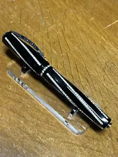 Visconti Divina Royale Fountain Pen, M Nib, Piston Fill, hook-loop system, W/Box