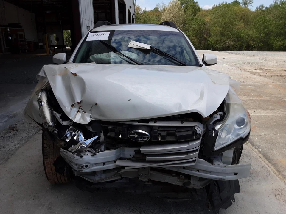 Motor de arranque usado serve: 2013 Subaru Legacy AT grau A - Imagem 2 de 4