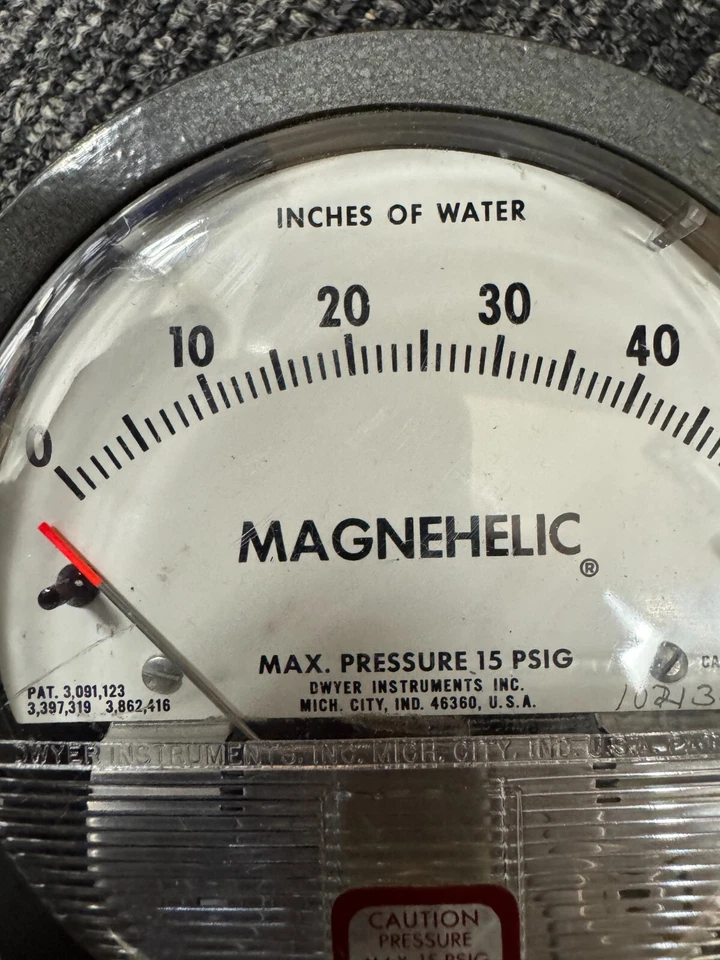 Dwyer 100kPa Magnehelic Differential Pressure Guage 2000-60Pa W10Z - Image 2 of 4