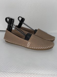 adam tucker me too sand flat