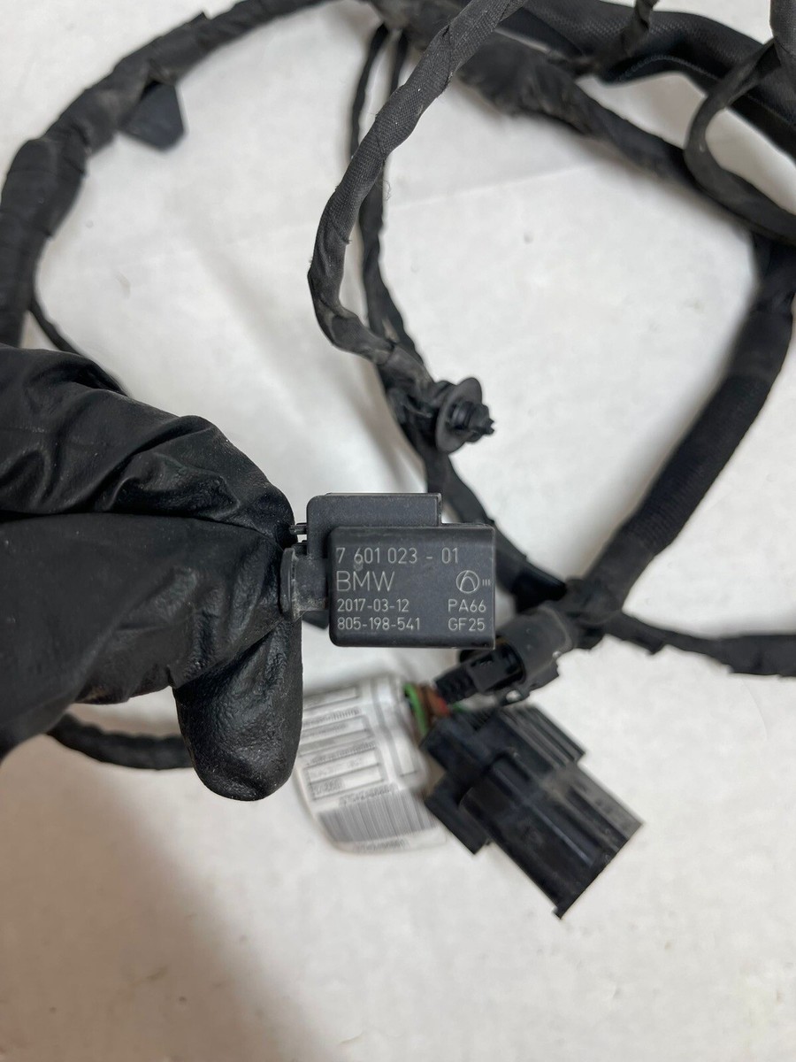 ✓ 16-19 BMW REAR BUMPER AND WIRE WIRING HARNESS CABLE 6836441 OEM  