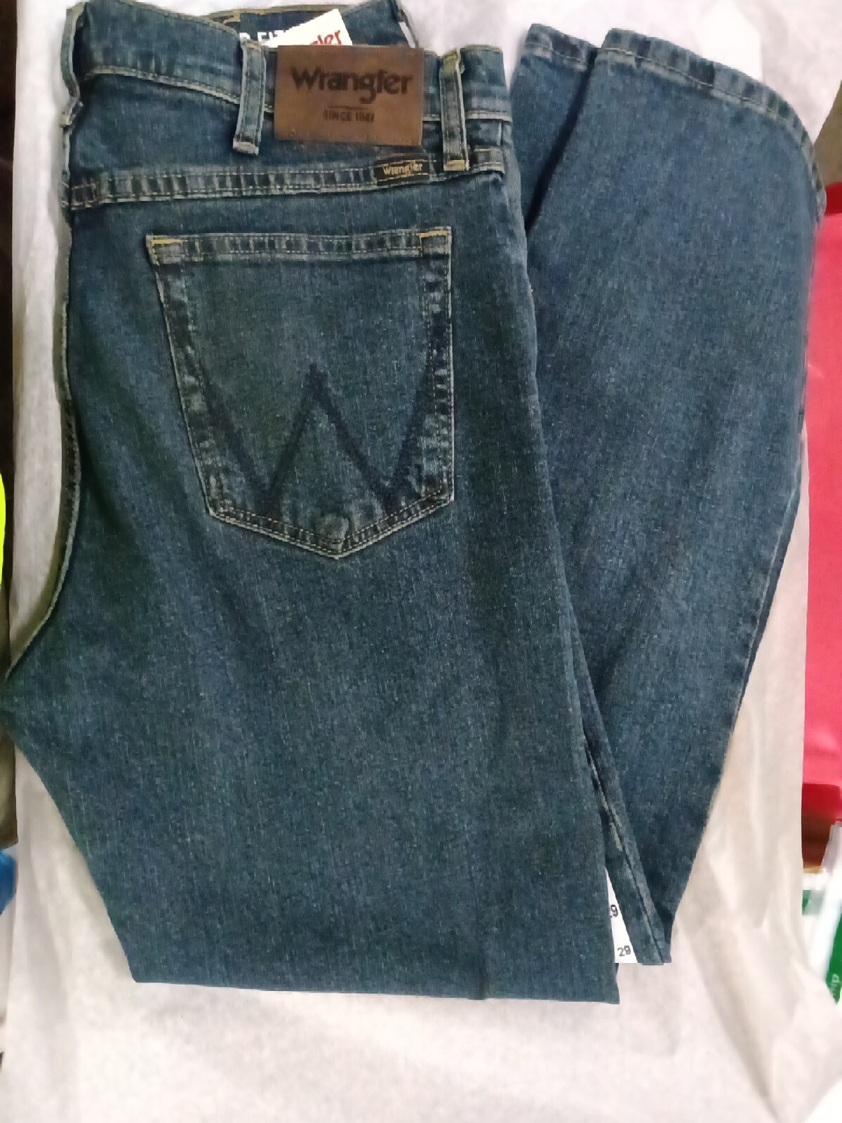 Wrangler Mens Jeans Regular Fit Size 34x29, Blue 024boxCae 