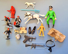 Vintage Marx Figures, Horses, Coach, Weapons asst accessories 17-piece lot