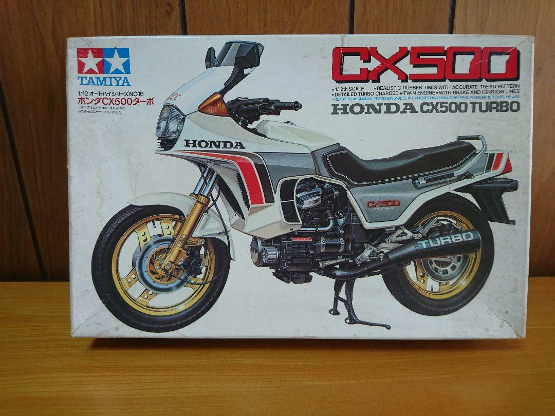Tamiya Honda CX500 Turbo 1 12 Motorcycle Series 16 Model Kit