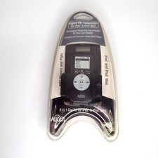 Wireless Transmitter for iPod  iPod Mini Augen Digital FM with Charger Holder