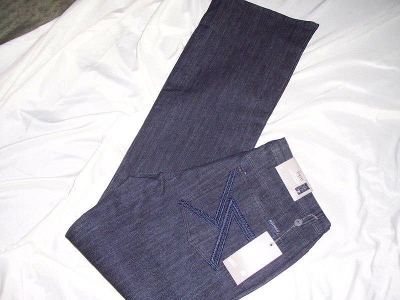 7 For All Mankind Women's Flynt Jeans Size 32 NEW!!!!!