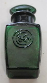 Colgate emerald green Embossed hand blown bottle w glass stopper Smelling Salts
