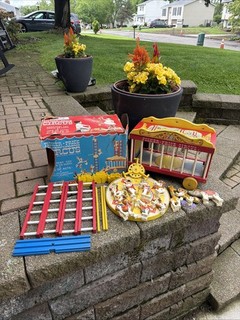 Vintage Fisher Price #900 Circus Wagon Playset Near Complete 1962