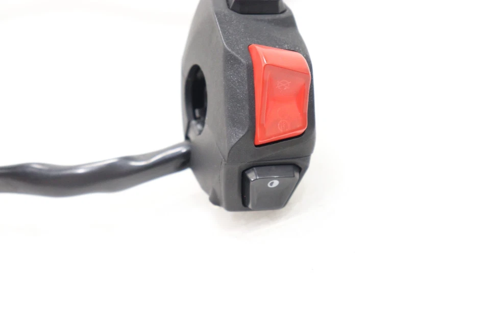 INTERRUPTORES INTERRUPTOR DE ARRANQUE APAGADO CON CLIP DERECHO 21-24 APRILIA RSV4 OEM Foto 4 de 4