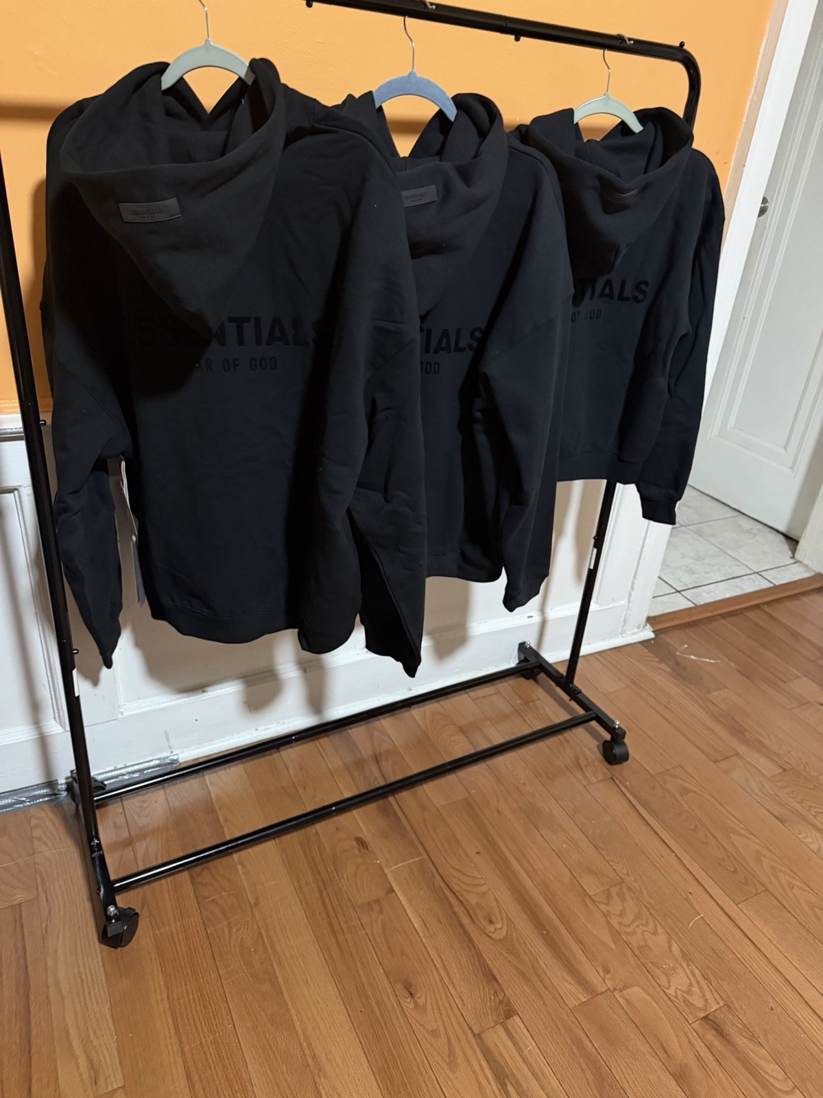 Essentials Fear of God Men's Pullover Fleece Hoodie Black size M thumbnail 3