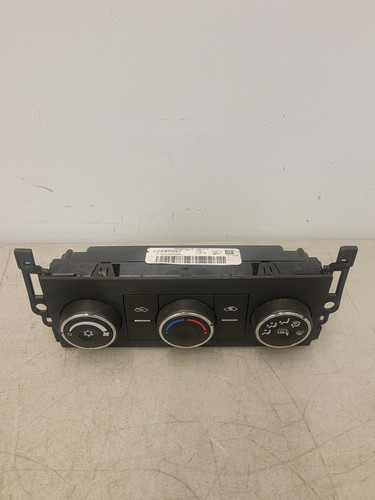 GMC & Chevy Climate Control Module Panel HVAC AC Dash Head Switch 22807247 - OEM - Picture 7 of 19