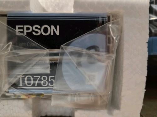 Epson Artisan 50 Color Inkjet Printer (C11CA45201) - Picture 3 of 6
