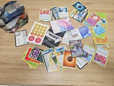 Pokemon Metallbox mit diversen Karten lose, praktische Aufbewahrung, Marke Pok