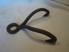 VTG Primitive Hand Forged Wrought Iron 2 Prong Meat Hay Ice Hook Grapple Hearth