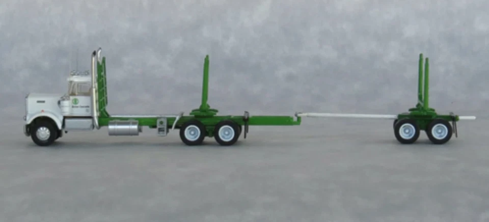 N Trainworx 49080 Kenworth W900 Boise Cascade Logging Log Truck - Image 2 of 3