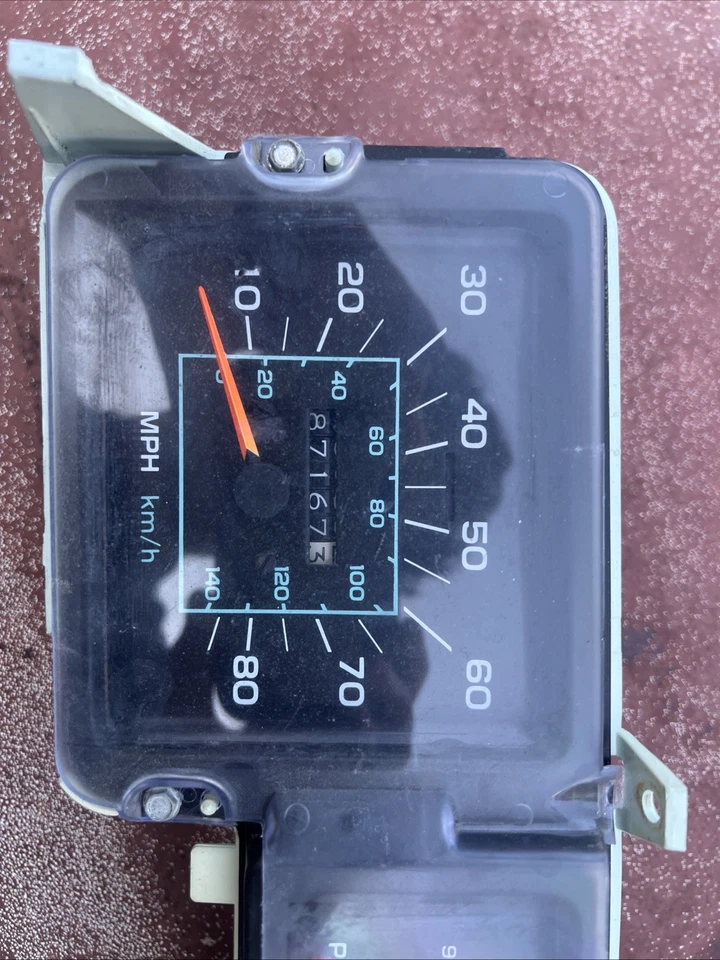 1977-1979 Pontiac Bonneville Gauge Cluster With Lights No Trip Odometer 18788 - Image 2 of 4