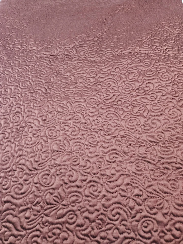 Noble Excellence Dillard's Edredón Shams 2 Queen Rojo Acolchado Matelasse Euro Foto 2 de 4