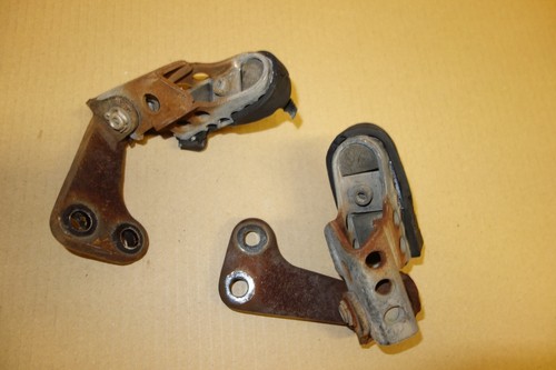 Yamaha XTZ660 xtz 660 Tenere 3YF 1991 Juego de reposapiés delanteros del conductor dañados - Imagen 5 de 6