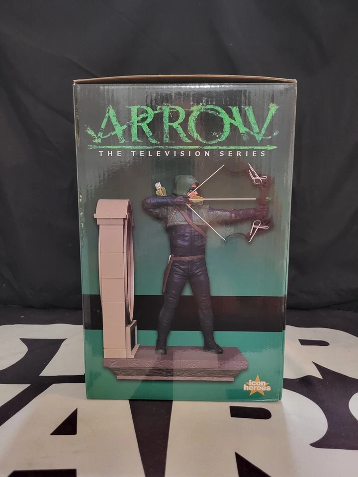 Sujetalibros de estatua coleccionable Green Arrow DC COMICS/500 SIN USAR, EN CAJA NUEVO Foto 4 de 4