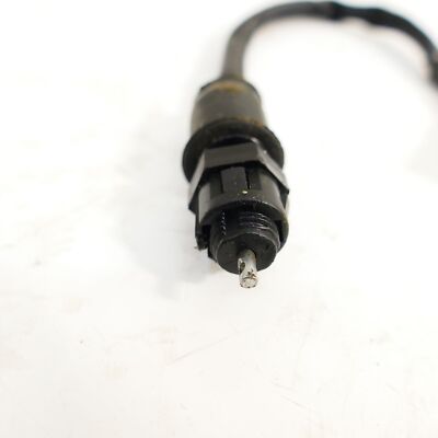 は Kawasaki ZX-9R 900 Rear Brake Light Switch 62718 | eBay UK