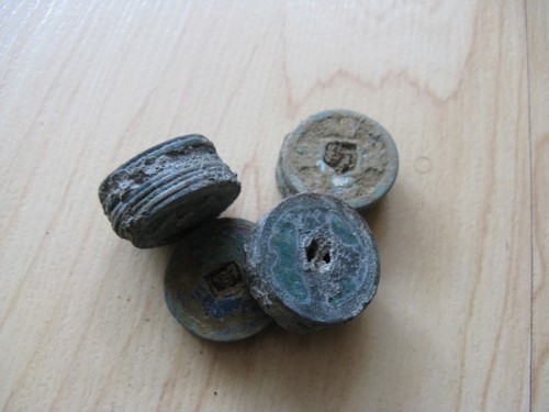 Rare Cluster / Shipwreck of Chinese Coins From an Early Dynasty Hoard - Picture 8 of 8