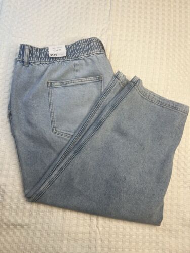 New Lane Bryant Mid Rise Boyfriend Capri Jeans Women’s Plus Size 20 Stretch