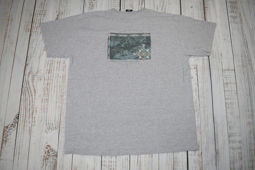 CAMISETA WOOLRICH DISCOVERY CHANNEL QUEST VINTAGE HECHA EN EE. UU. GRÁFICA GRIS 2XL - Imagen 5 de 6