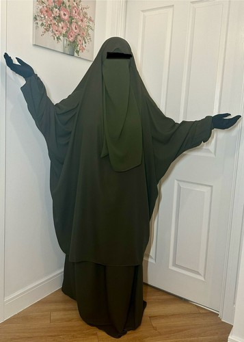 Jilbab - Picture 10 of 14