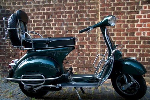 VINTAGE 1963 VESPA 150S MOTOVESPA - ALL ORIGINAL - Picture 2 of 12