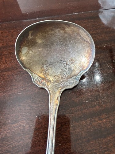 Vintage 1835 R Wallace A1 Silverplated Ladle Laurel Pattern approx. 10” - Picture 3 of 8