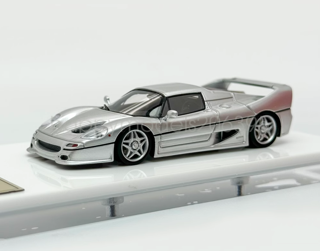 DMH 1:64 Scale Silver F50 Aperta Hard Top Racing Sports Model Diecast Resin Toy