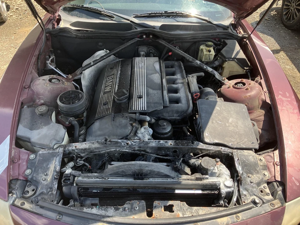 Двигатель вентилятора 04 BMW Z4 - Изображение 3 из 4