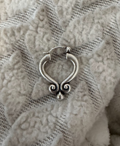 James Avery sterling SINGLE correction for buyer