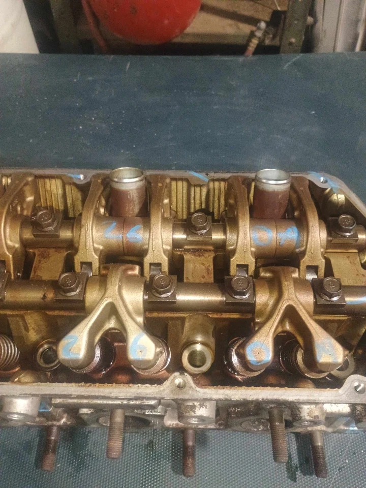 Culata delantera derecha OEM MITSUBISHI ENDEAVOR 2004-2011 Foto 3 de 4