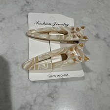 Set Of 2 Cat White And Cr me Acrylic Barrettes -NEW