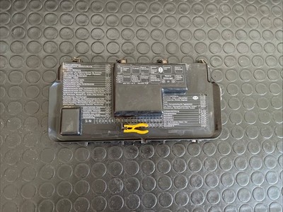 Sicherungskasten Deckel / 8A0941801 / Audi 80/90/Coupe/Cabrio Typ 89/B4/S2/RS2