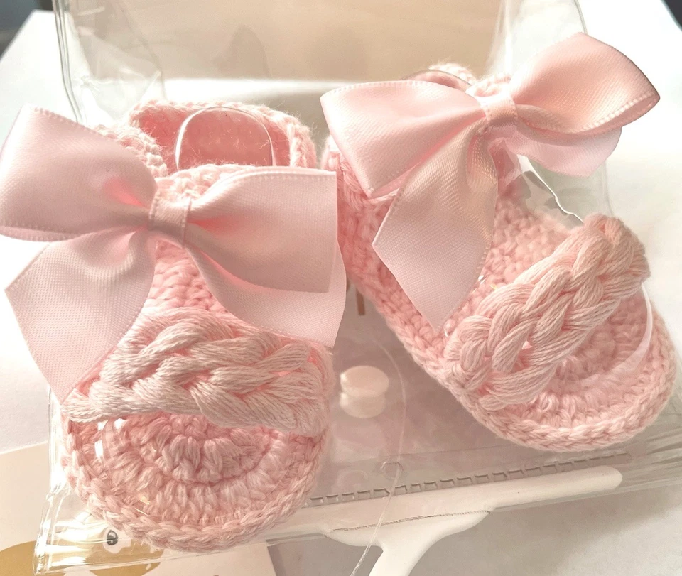 NUEVO CON ETIQUETAS Bebé Ciervo Crochet Rosa Arco Coqueta Sandalias Zapatos Niñas Recién Nacido Sandalia Foto 3 de 4