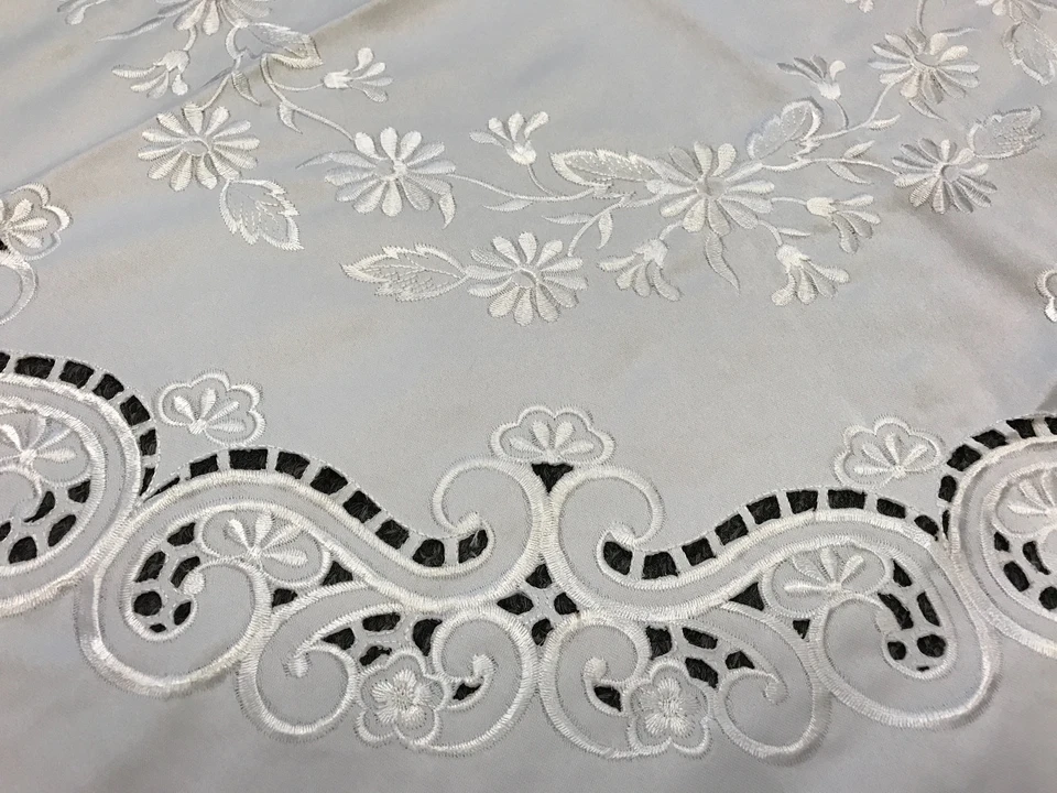 Embroidered Fabric Embroidery Tablecloth Napkin 88" Round White Wedding Bridal - Image 4 of 4