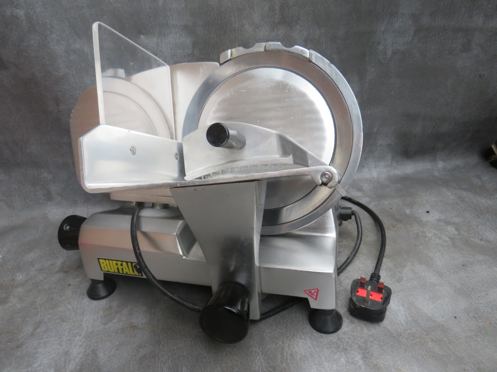 A GOOD WORKING BUFFALO CE228 120W DELI MEAT SLICER eBay