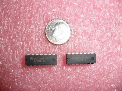 MC74ACT14N IC   74ACT14, IC Hex Schmitt - TRIG INV 14 Pin Dip, (2 PER LOT) 