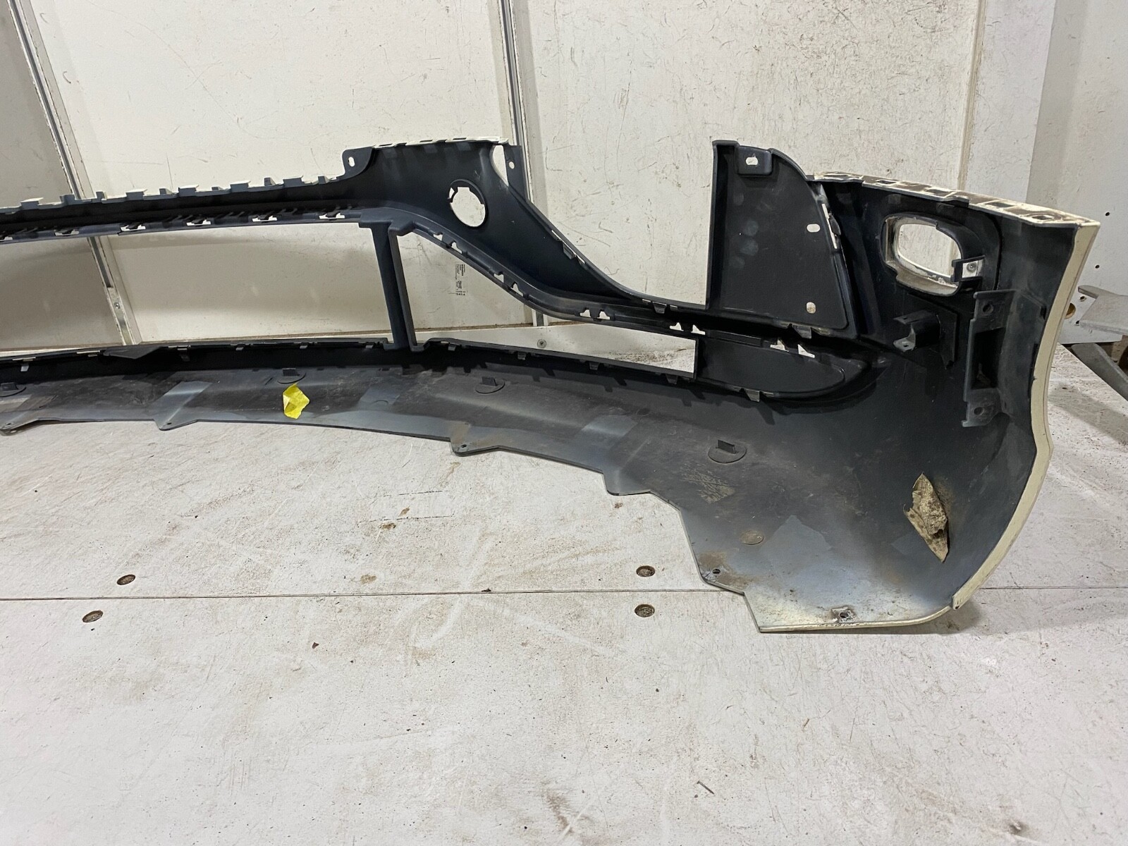2016-2018 BENTLEY GT GTC COUPE FRONT BUMPER OEM 3W3807221 AE