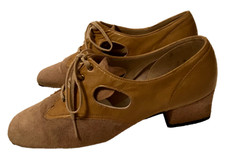 Super Mod vintage 1960s beige suede chunky-heel shoes Cut-out tie vamp 7M Twiggy