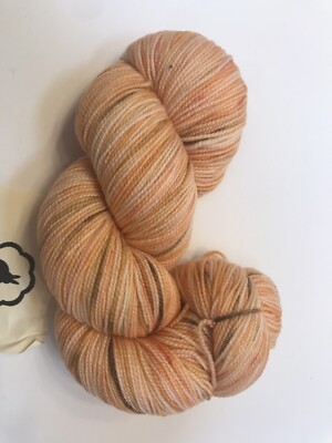 Hand Dyed Yarn Peach 80% Wool 20% Nylon  400 Yds.
