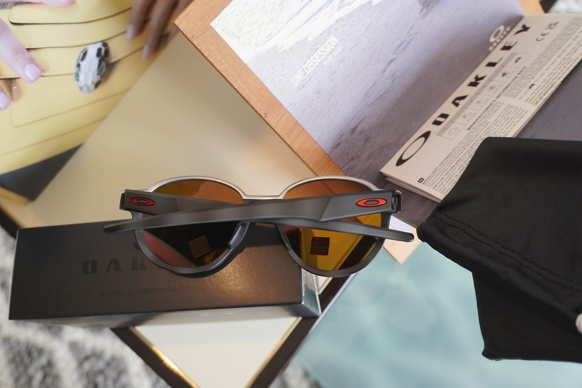 OAKLEY Coinflip sunglasses - RRP$300 -OO4144-04 53 - PRIZM OAKLEY Coinflip sunglasses - RRP$300 -OO4144-04 53 - PRIZM