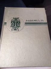 Havergal  College School Yearbook 1977-1978  TORONTO  Ontario